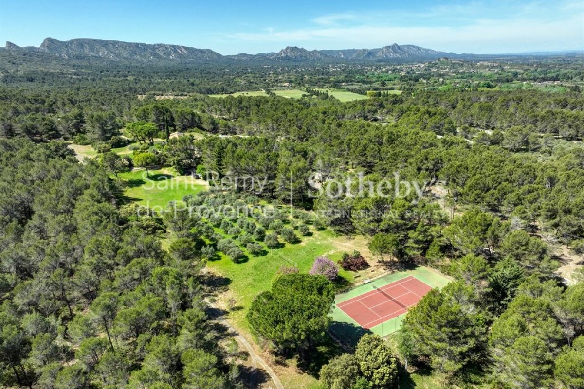 Maison à vendre, 478m², Eygalières
