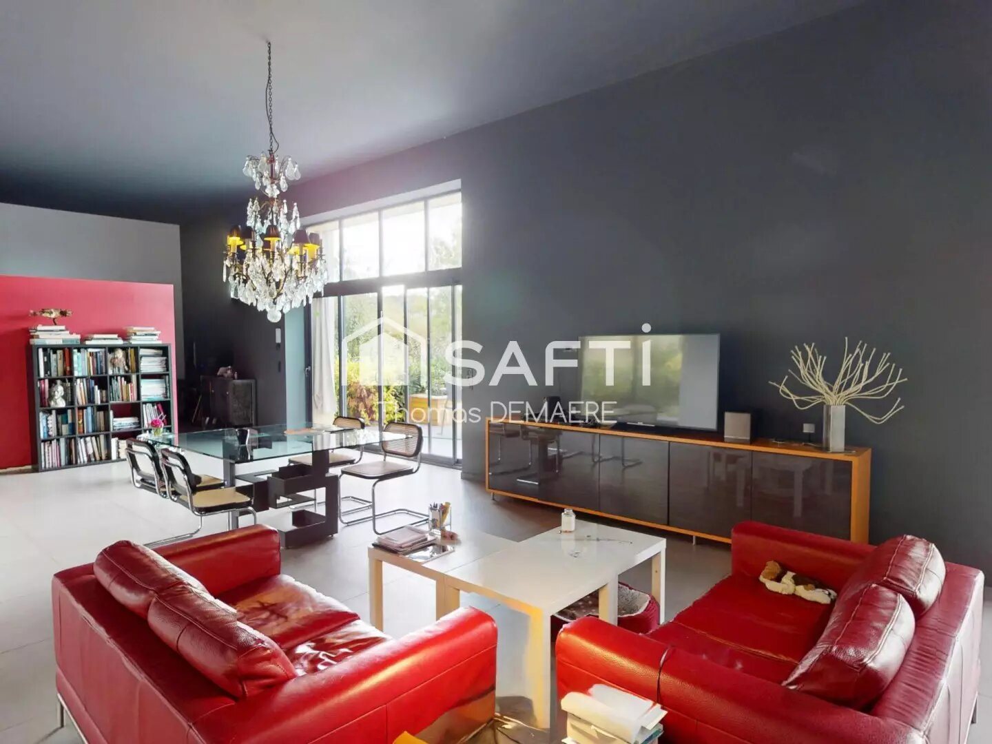 Maison à vendre, 240m², Montlieu-la-Garde