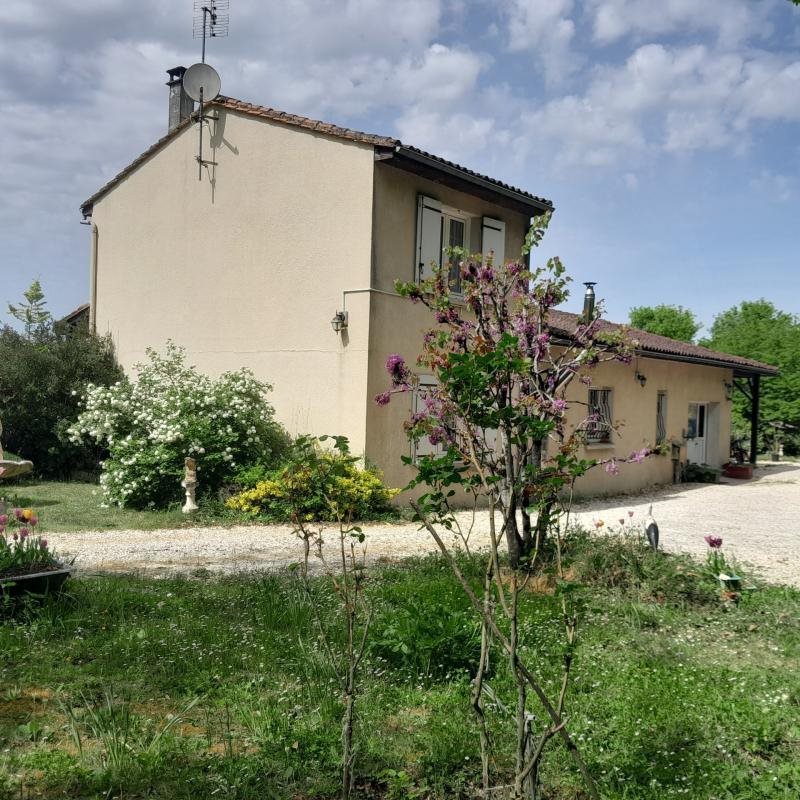 Maison à vendre, 180m², Aigre
