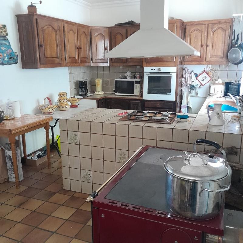 Maison à vendre, 180m², Aigre