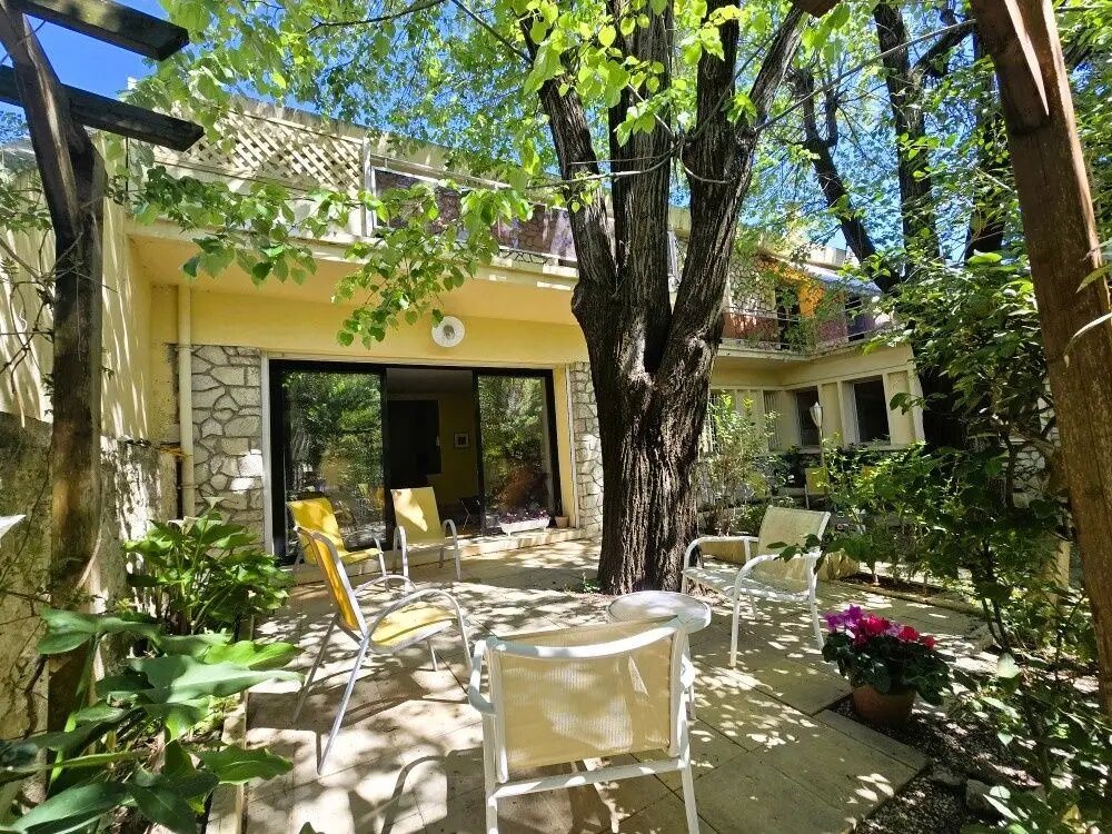 Maison à vendre, 249m², Nîmes