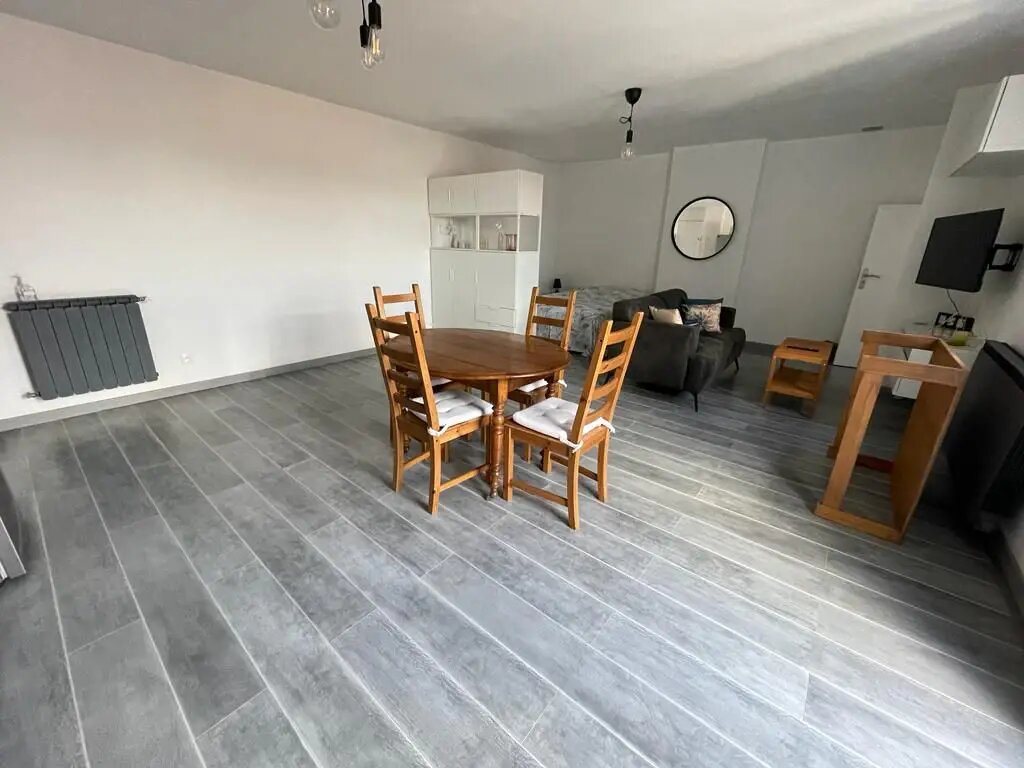 Appartement à louer, 41m², Nîmes