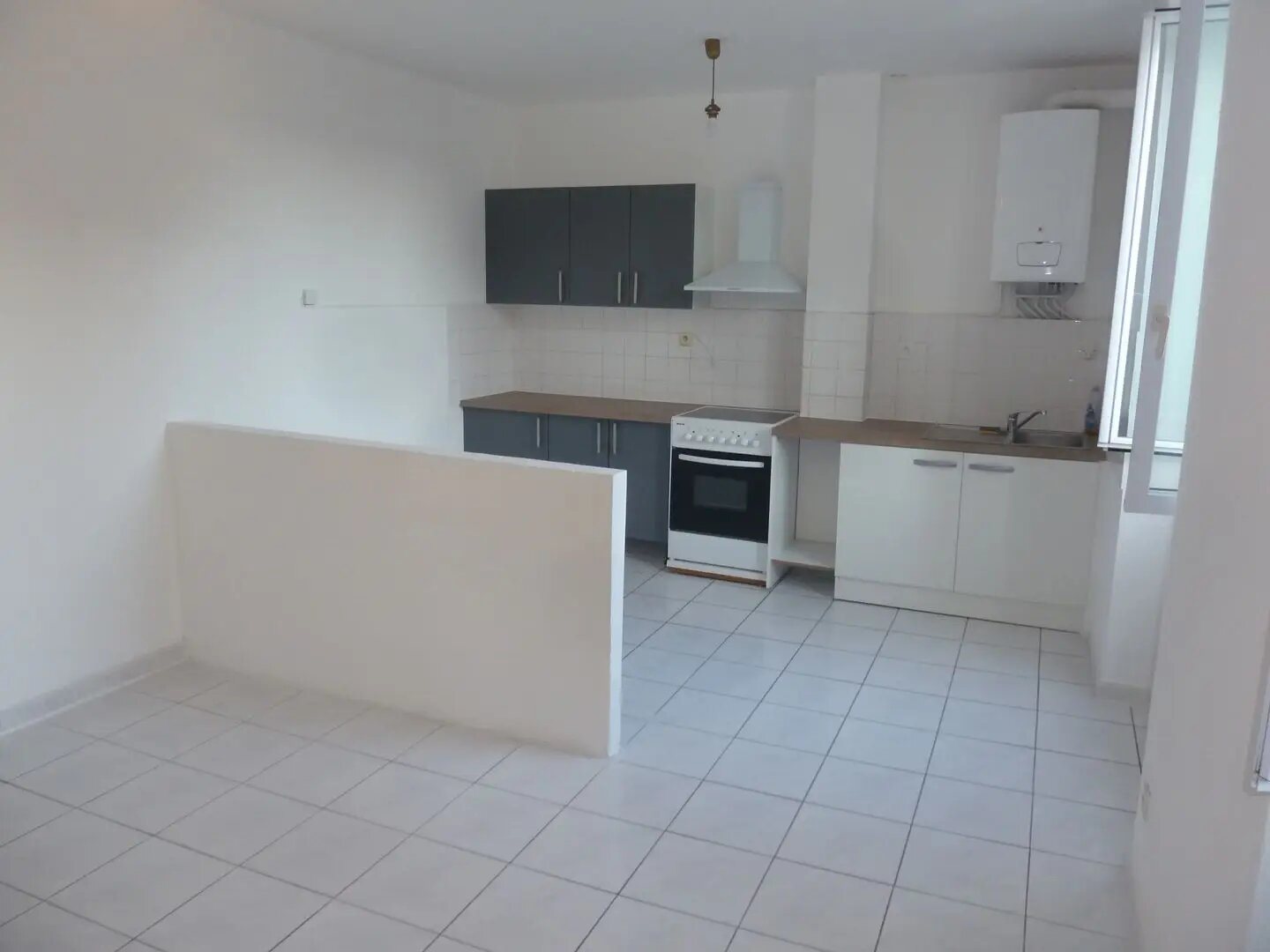Appartement à louer, 39m², Nîmes