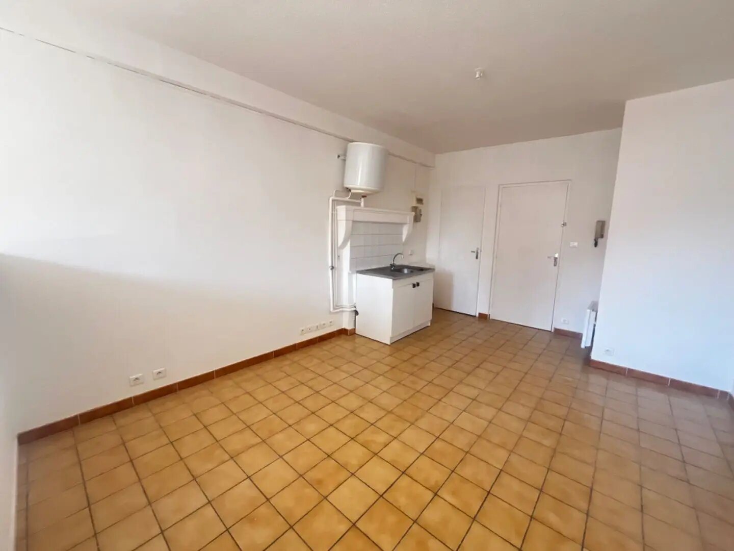 Appartement à louer, 28m², Roanne