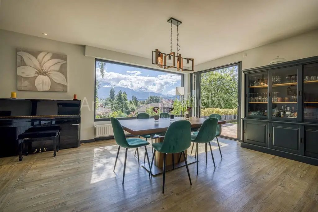 Maison à vendre, 340m², Sévrier