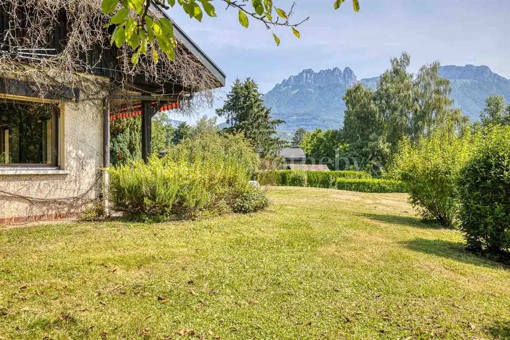 Maison à vendre, 244m², Saint-Jorioz