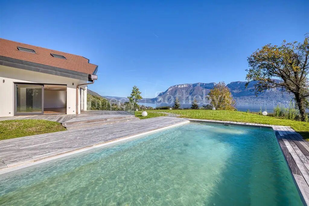 Maison à vendre, 354m², Sévrier