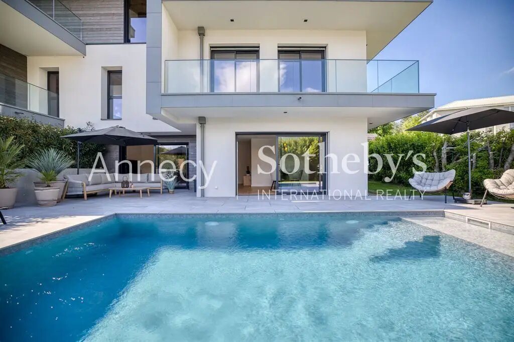 Maison à vendre, 217m², Annecy-le-Vieux