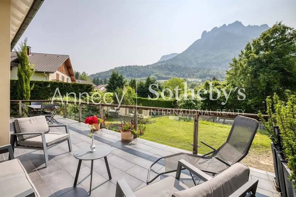 Maison à vendre, 233m², Bluffy