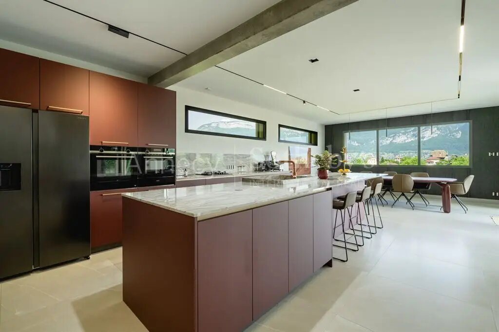Maison à vendre, 295m², Sévrier