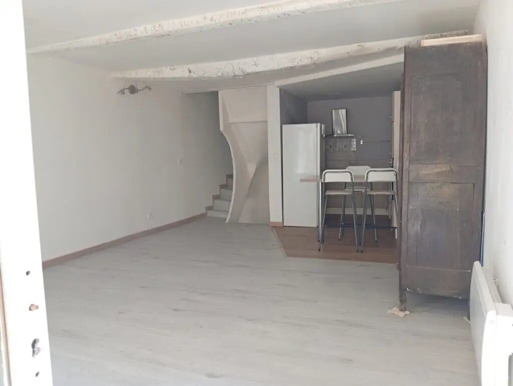 Maison à vendre, 4m², Saint-Pons-de-Thomières