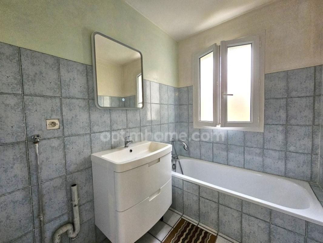 Maison à vendre, 74m², Ruelle-sur-Touvre