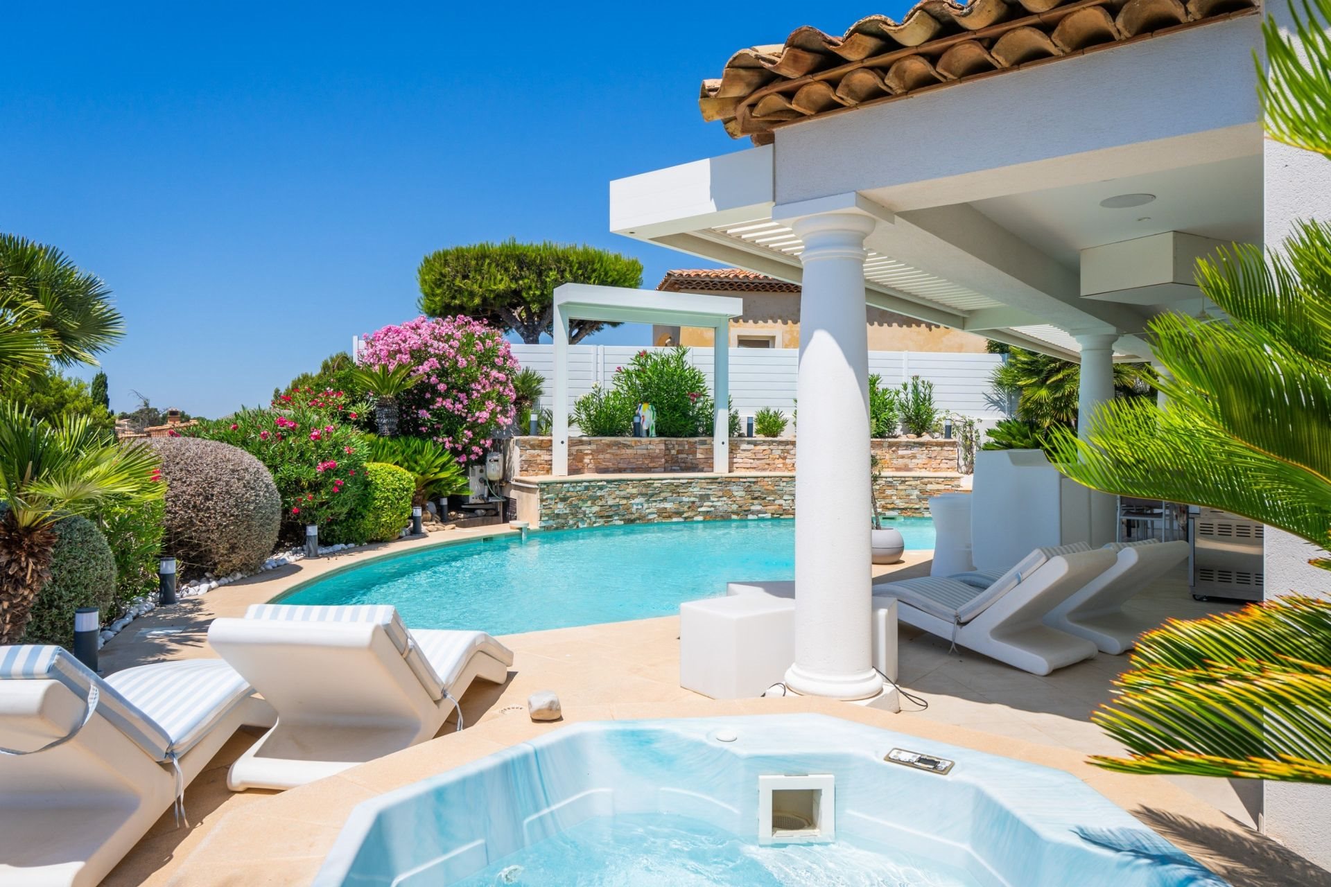 Maison à vendre, 350m², Carry-le-Rouet