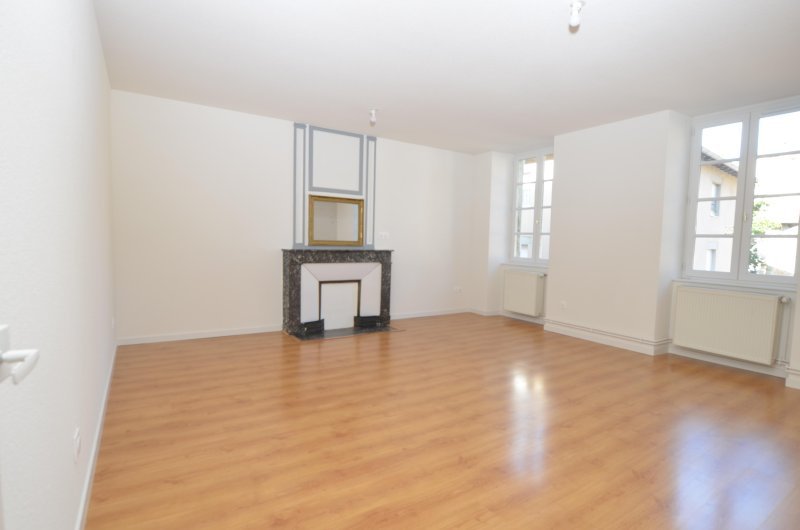 Appartement à vendre, 3m², Saint-Just-Saint-Rambert