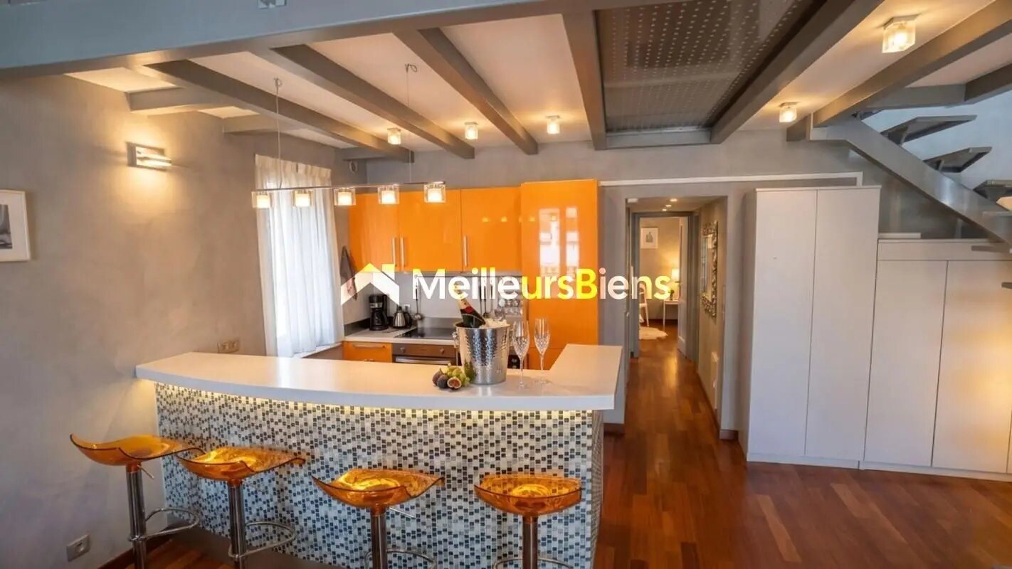 Appartement à louer, 80m², Antibes