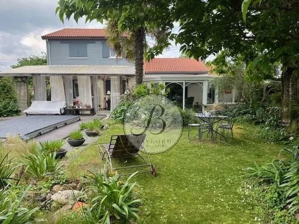 Maison à vendre, 180m², La Chevrolière