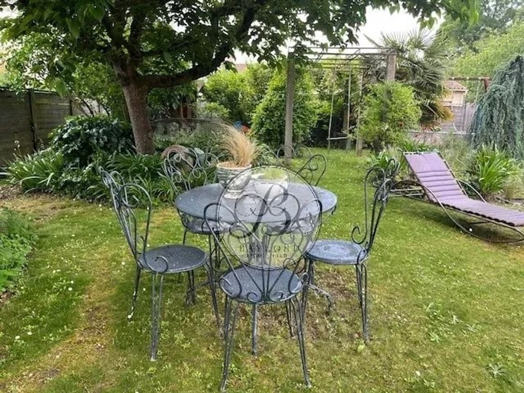Maison à vendre, 180m², La Chevrolière