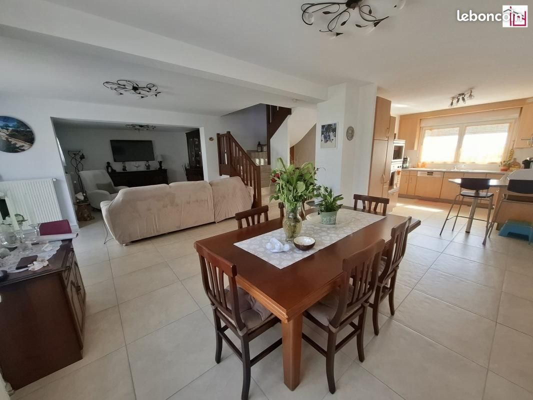 Maison à vendre, 122m², Leymen