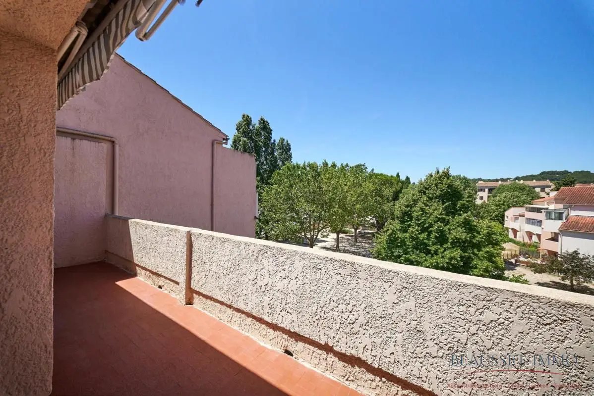 Appartement à louer, 61m², Le Beausset