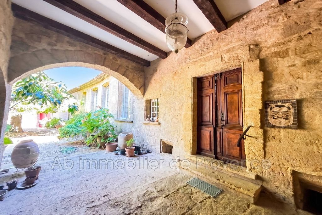 Maison à vendre, 250m², Rognes