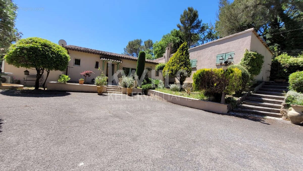 Maison à vendre, 148m², Peymeinade