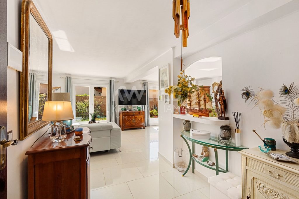 Maison à vendre, 124m², Pégomas