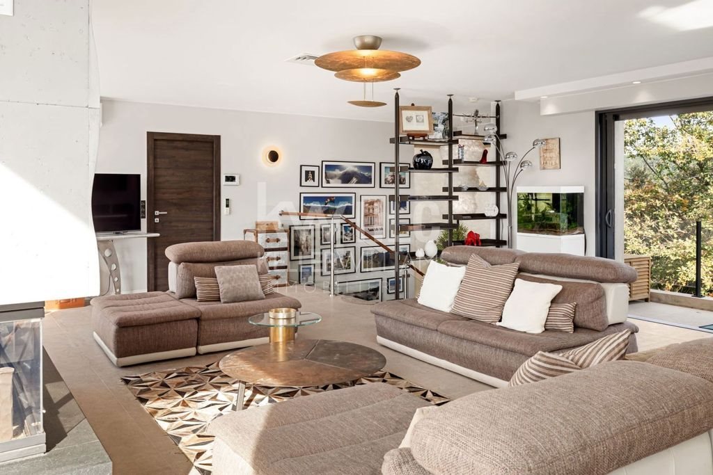 Maison à vendre, 200m², Vence
