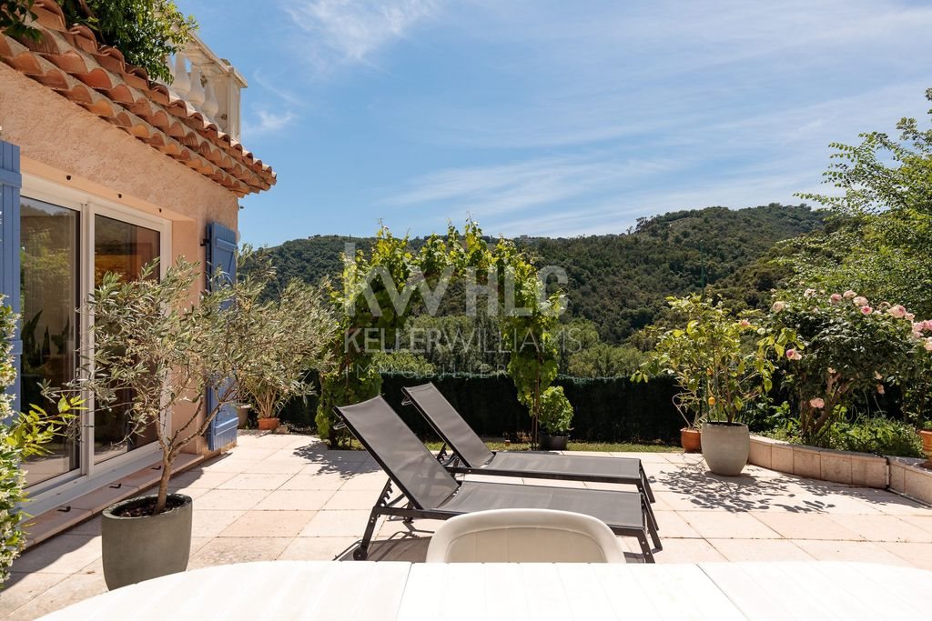 Maison à vendre, 231m², Auribeau-sur-Siagne