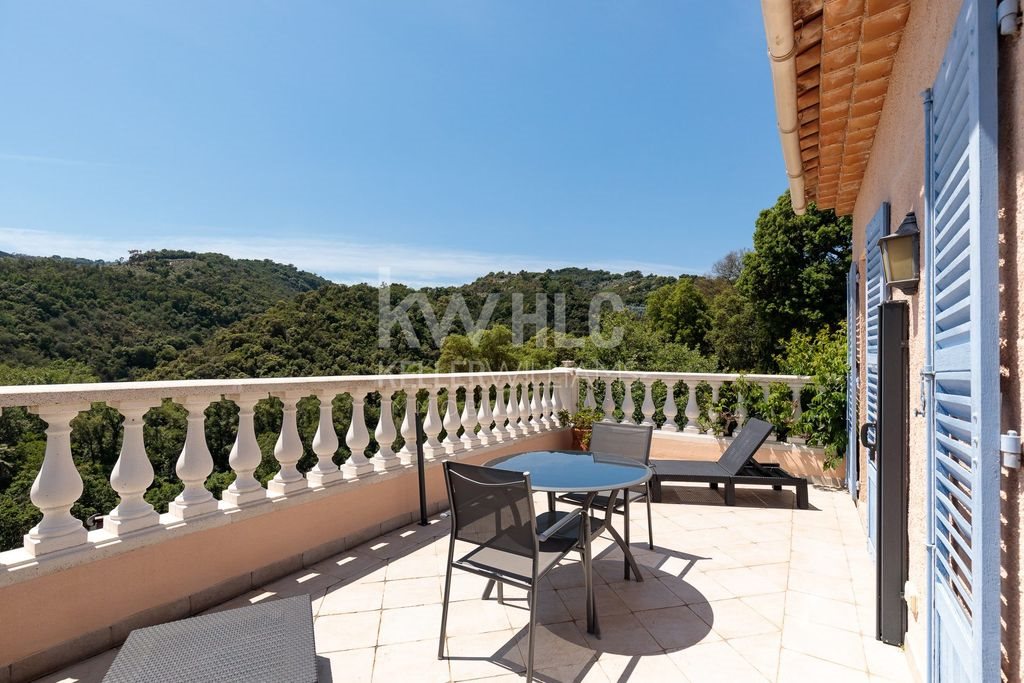 Maison à vendre, 231m², Auribeau-sur-Siagne