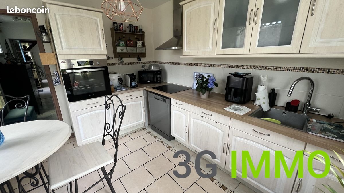Maison à vendre, 125m², Sainte-Gemme-Moronval