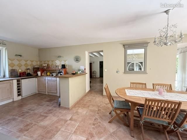 Maison à vendre, 193m², Lagnes