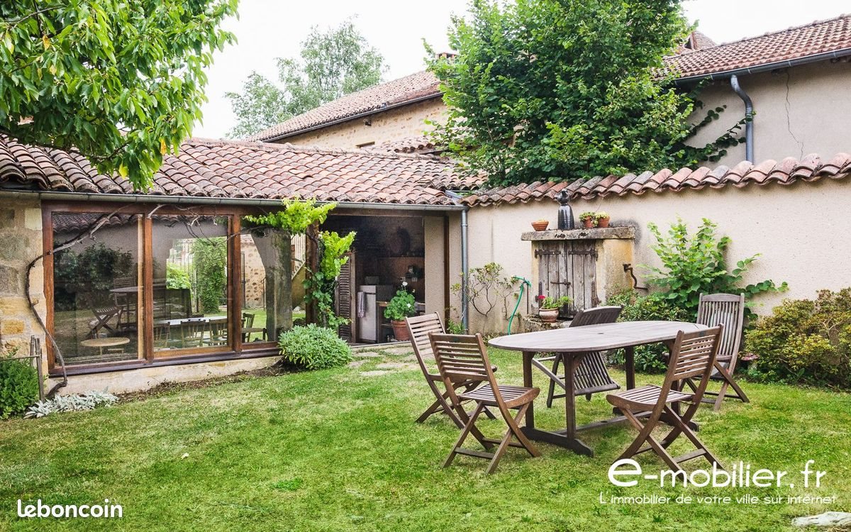 Maison à vendre, 303m², Charlieu