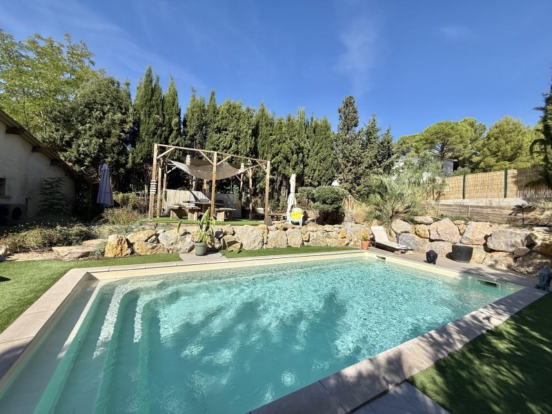 Maison à vendre, 4m², Creissan