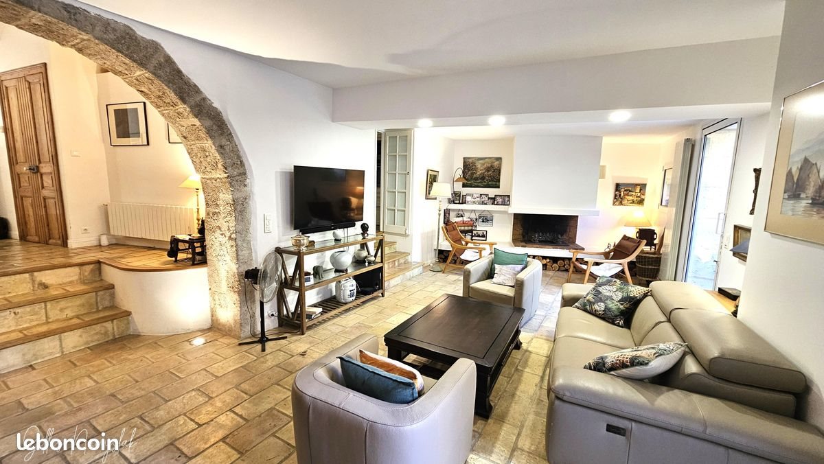 Maison à vendre, 231m², Saint-André-de-Sangonis
