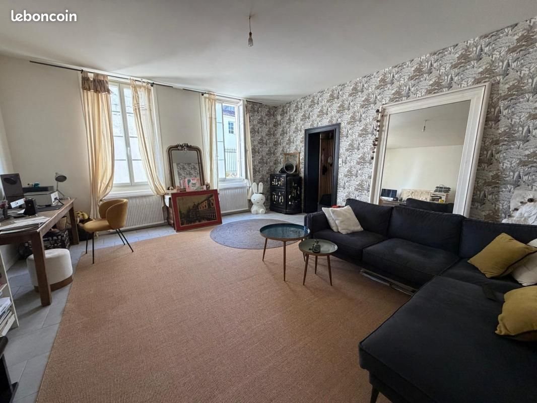 Maison à vendre, 151m², Saint-Georges-des-Coteaux
