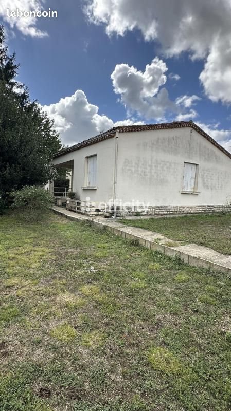 Maison à vendre, 75m², Saintes