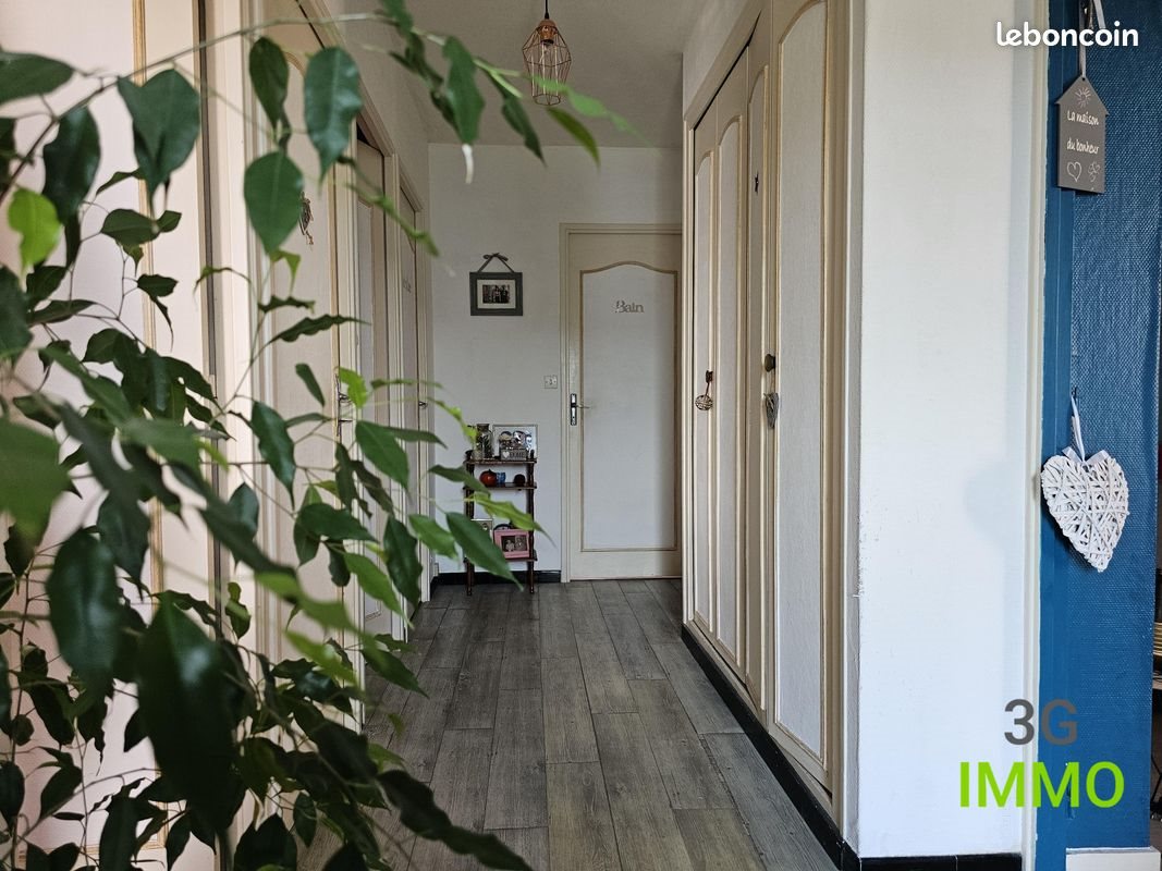 Maison à vendre, 100m², Gençay