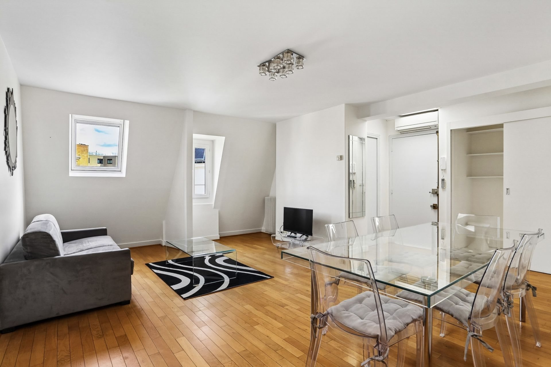 Appartement à louer, 90m², Paris 8ème