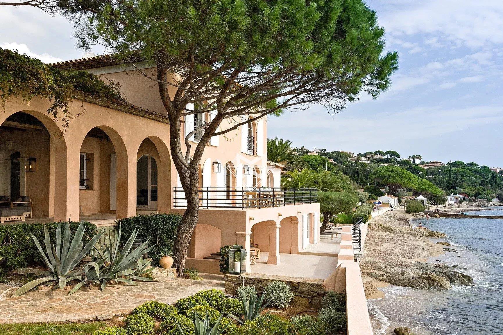 Maison à vendre, 350m², Grimaud