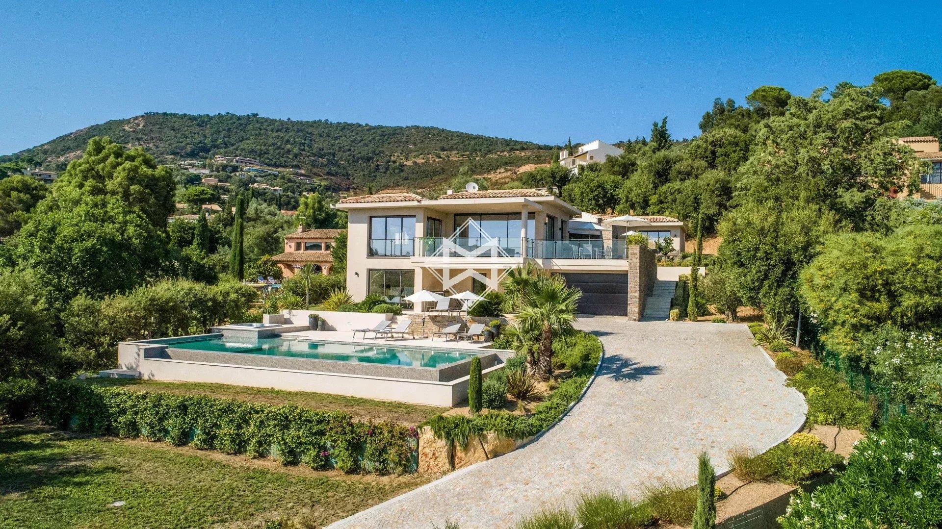 Maison à vendre, 292m², Grimaud