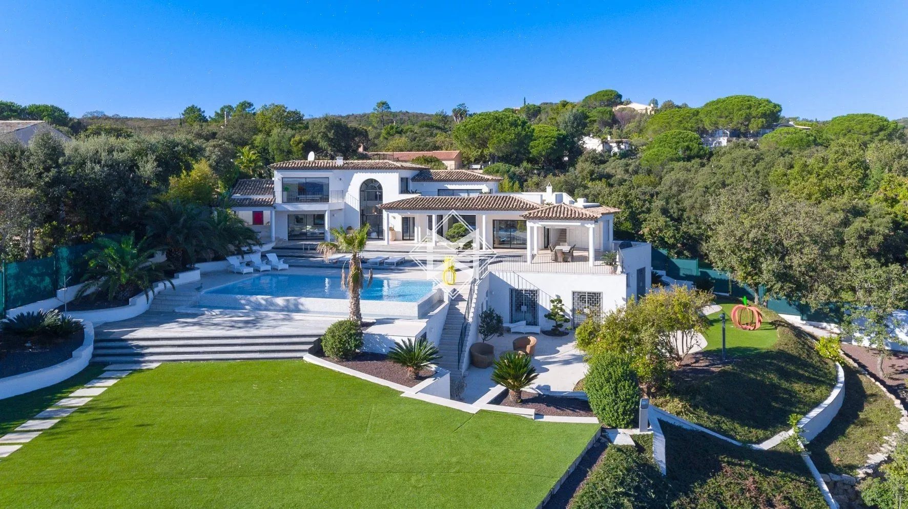 Maison à vendre, 400m², Grimaud
