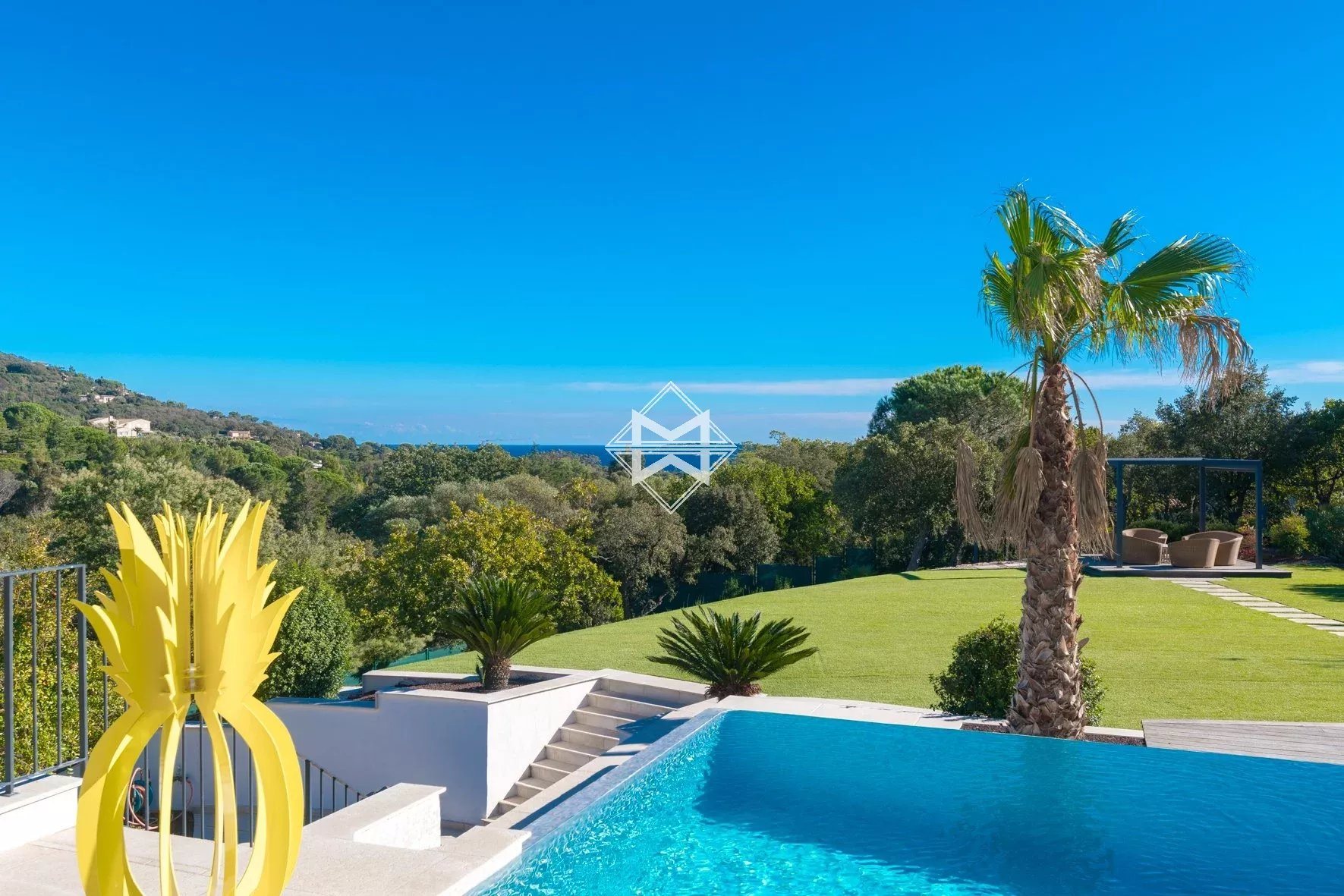 Maison à vendre, 400m², Grimaud