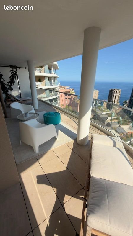 Appartement à louer, 100m², Beausoleil