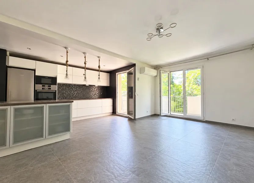 Appartement à louer, 65m², Grasse