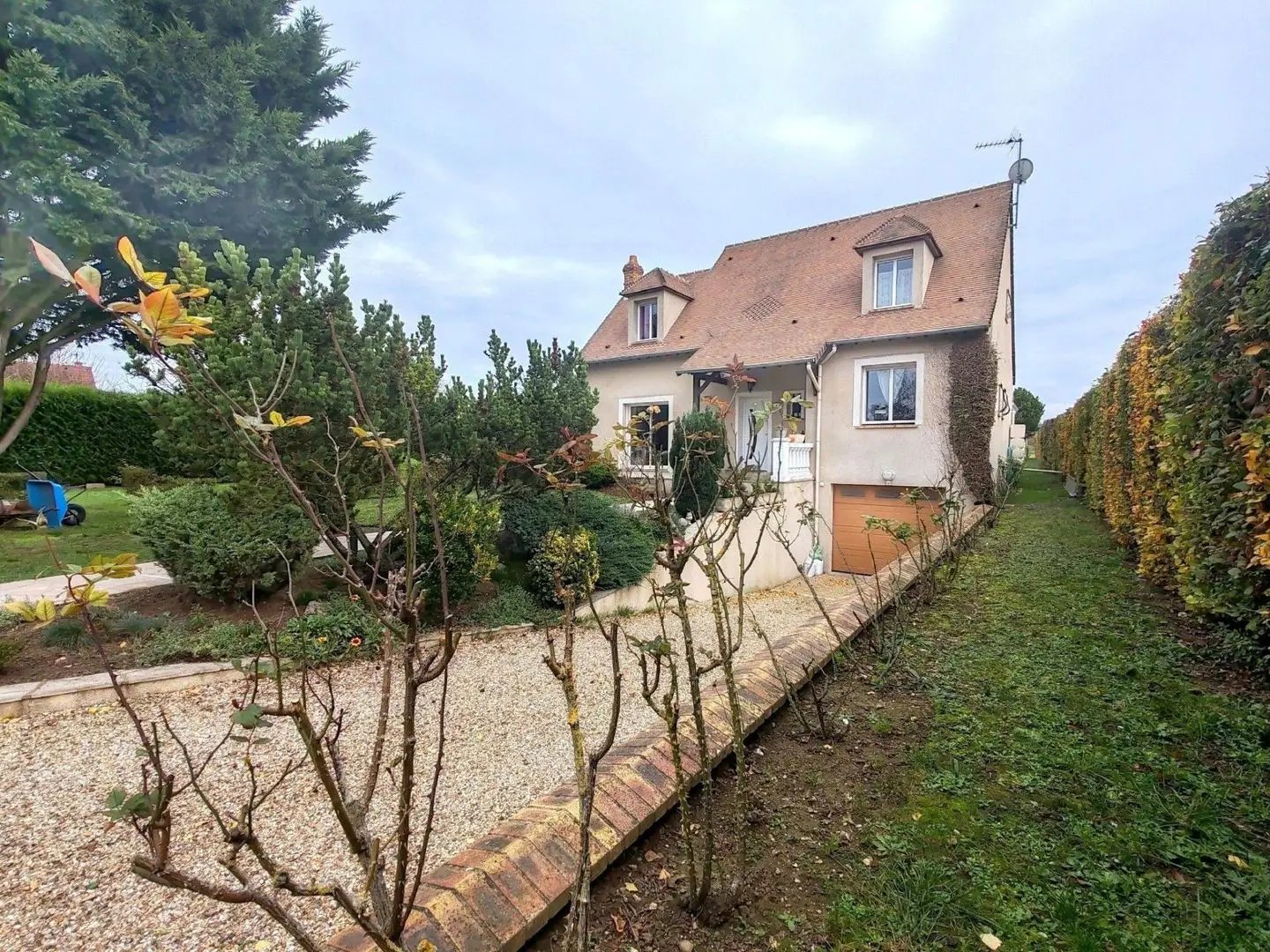 Maison à vendre, 190m², Follainville-Dennemont