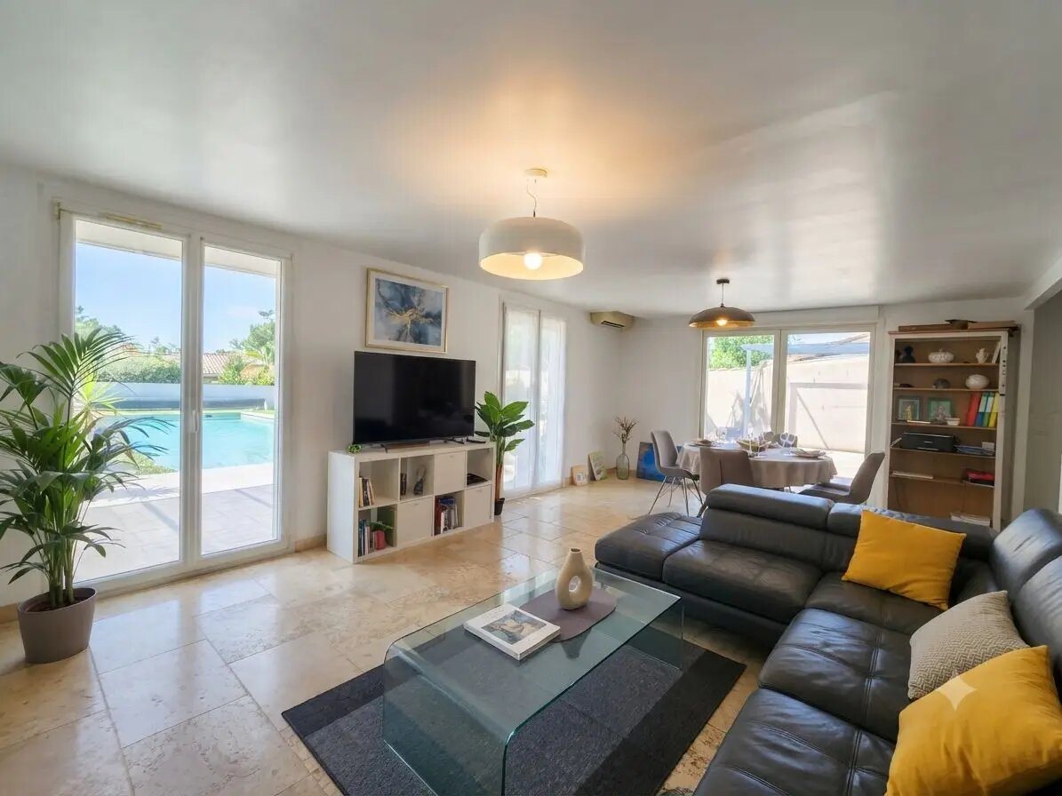 Maison à vendre, 122m², Saint-Martin-de-Crau