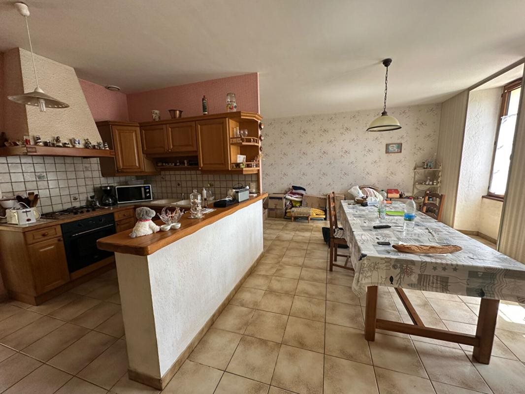 Maison à vendre, 242m², Saint-Georges-des-Agoûts