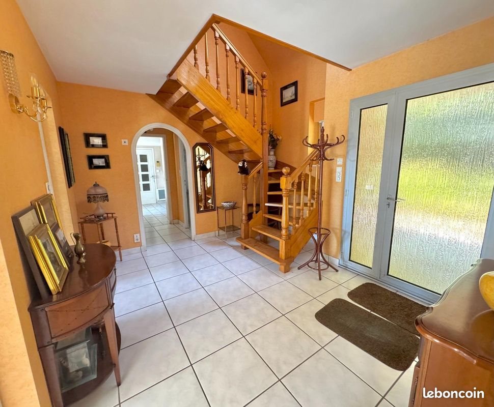 Maison à vendre, 230m², Saint-Thuriau