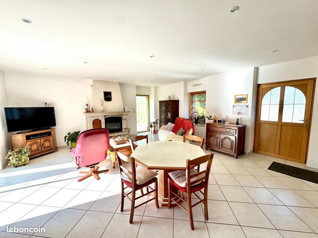 Maison à vendre, 143m², Noyal-Pontivy