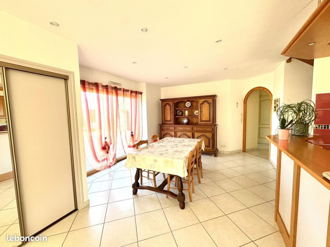 Maison à vendre, 143m², Noyal-Pontivy